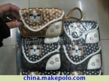 東艷貿(mào)易代理直銷(xiāo) 精選日用百貨手機(jī)包與手機(jī)袋，品質(zhì)生活的貼心伴侶